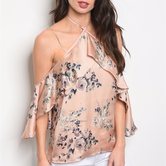 🌷MUST HAVE🌷 Chic Blushing Rose Satin Top - Picture 3 of 4